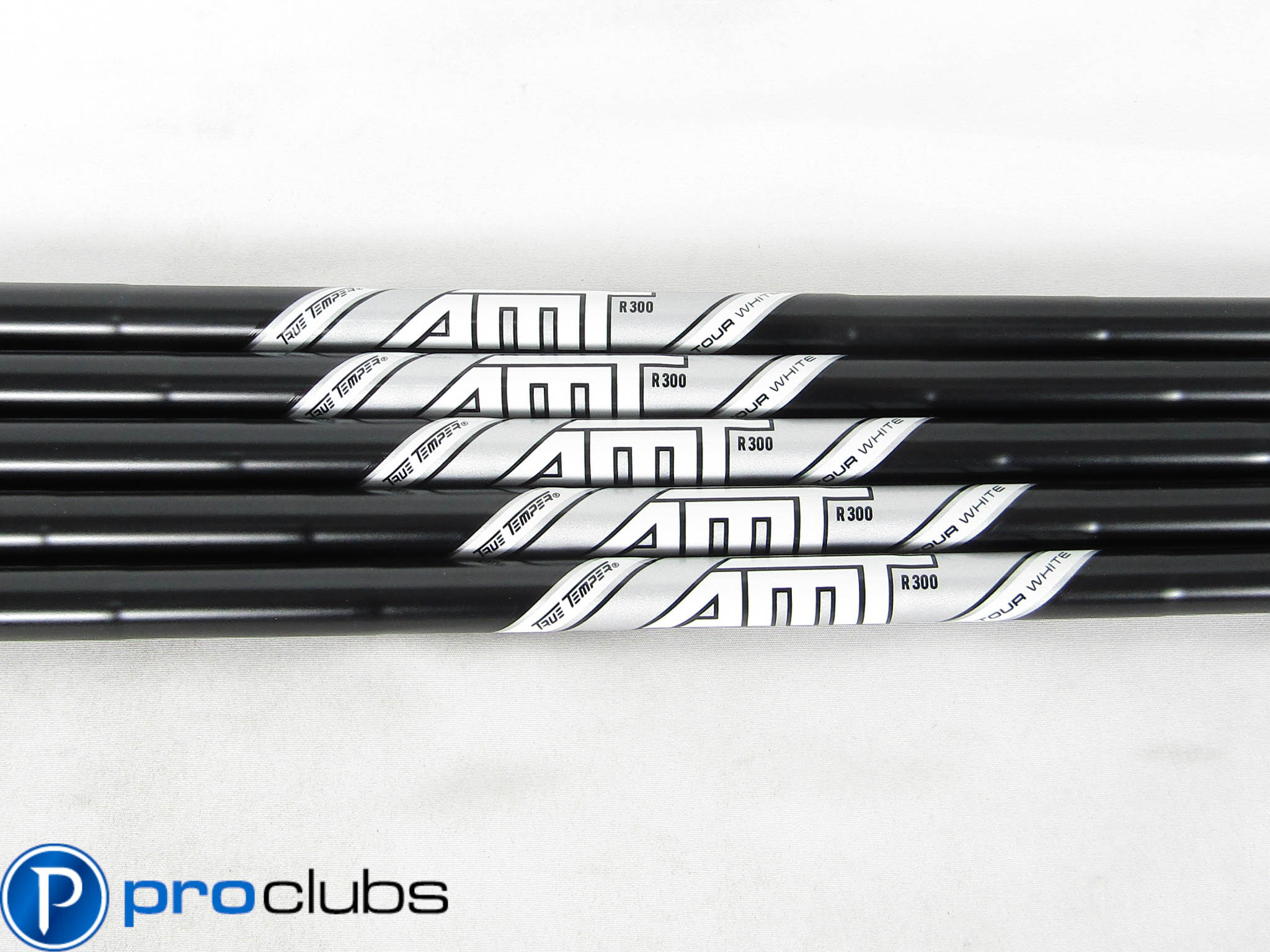 NEW TRUE TEMPER AMT TOUR WHITE ONYX R300 REGULAR FLEX IRON SHAFTS 6-PW #508512
