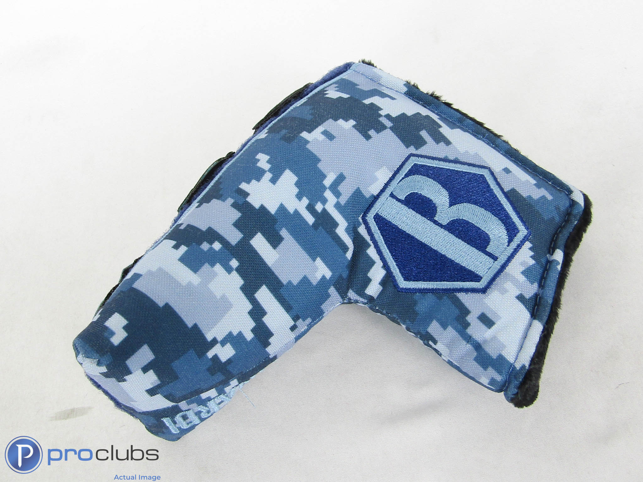 New! Bettinardi Veterans Day Blue Digital Camo Blade Putter Headcover- 511495